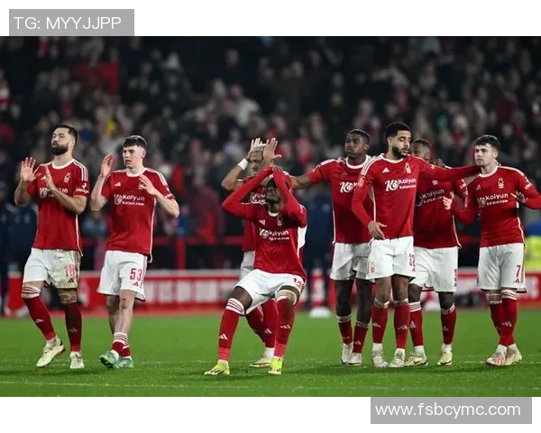 意甲赛场惊现冷门曼联与本菲卡握手言和引发热议