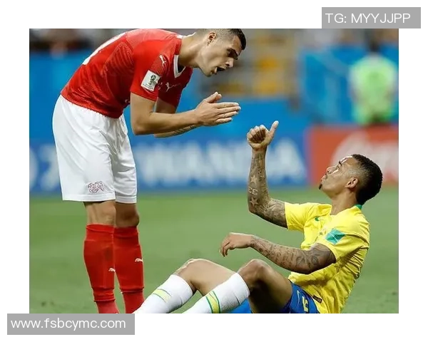 友谊赛尤文图斯逆转里昂乌龙球引发争议判罚全场沸腾