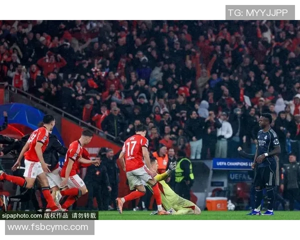 德甲精彩对决本菲卡逆转里昂补时绝杀引发全场狂欢战术解析 德甲精彩对决本菲卡逆转里昂补时绝杀引发全场狂欢战术解析