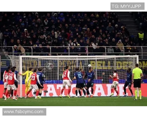 英超赛场惊现冷门巴萨与国米战成平局引发全场震惊 英超赛场惊现冷门巴萨与国米战成平局引发全场震惊